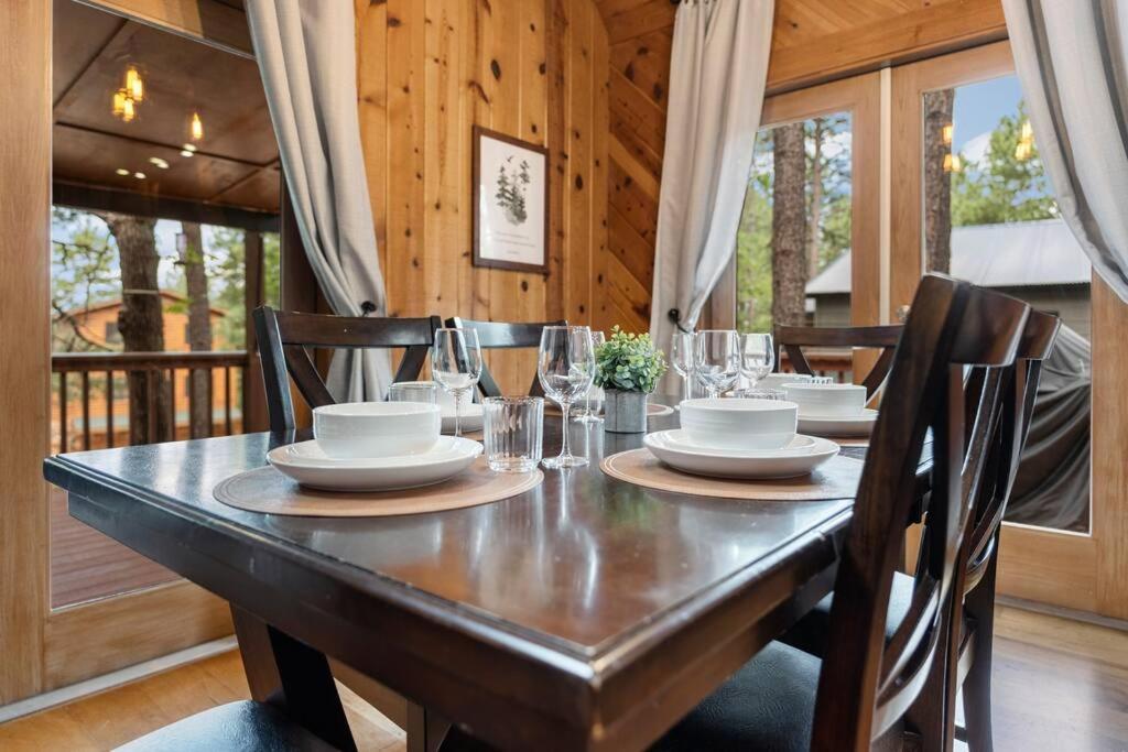 Luxury Cabin Oasis Getaway Heart Of Munds Park Exteriér fotografie