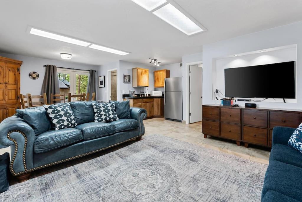Luxury Cabin Oasis Getaway Heart Of Munds Park Exteriér fotografie