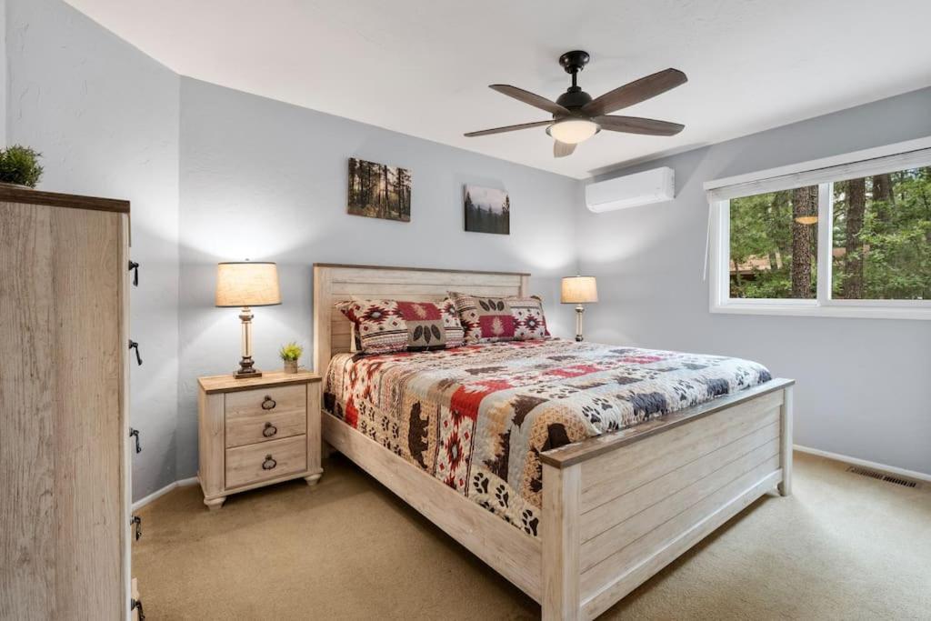 Luxury Cabin Oasis Getaway Heart Of Munds Park Exteriér fotografie